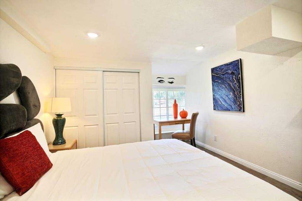 5 Rooms Villa Near Disneyland, Golf Course And Trial To Beach Santa Ana Eksteriør bilde